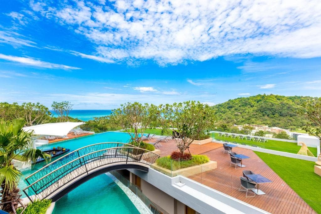The Crest Resort & Pool Villas Phuket